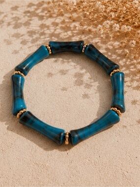 Turquoise Bead Stretch Bracelet with Gold Accents